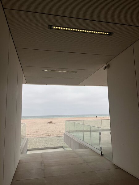 One Mamaia, apartament  2 camere acces direct la plaja, 2 bai