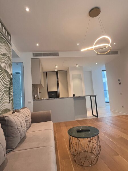 One Mamaia, apartament  2 camere acces direct la plaja, 2 bai