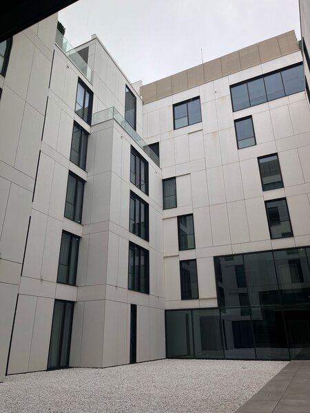 One Mamaia, apartament  2 camere acces direct la plaja, 2 bai